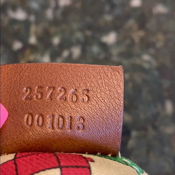 Authentic Gucci shoulder bag - Picture 6 of 7